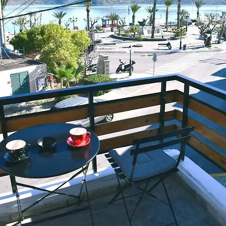 Boho Sea View Apartment